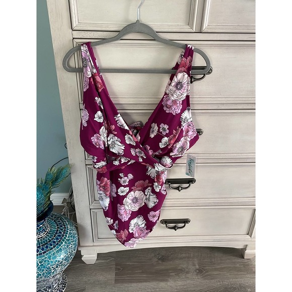 Women’s freshwater one piece plus size swim suit new with tags - Picture 1 of 6
